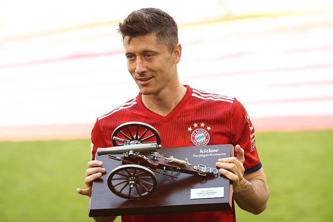 塞斯·库里谈首秀：刚上场时有点紧张，队友非常懂我的打法